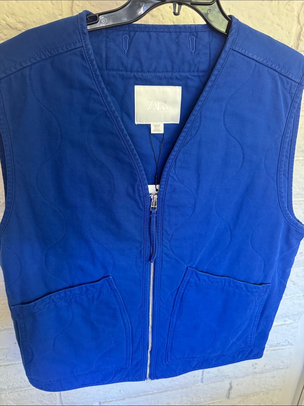 Zara Men’s Blue Quilted Vest with Front Pockets size Medium